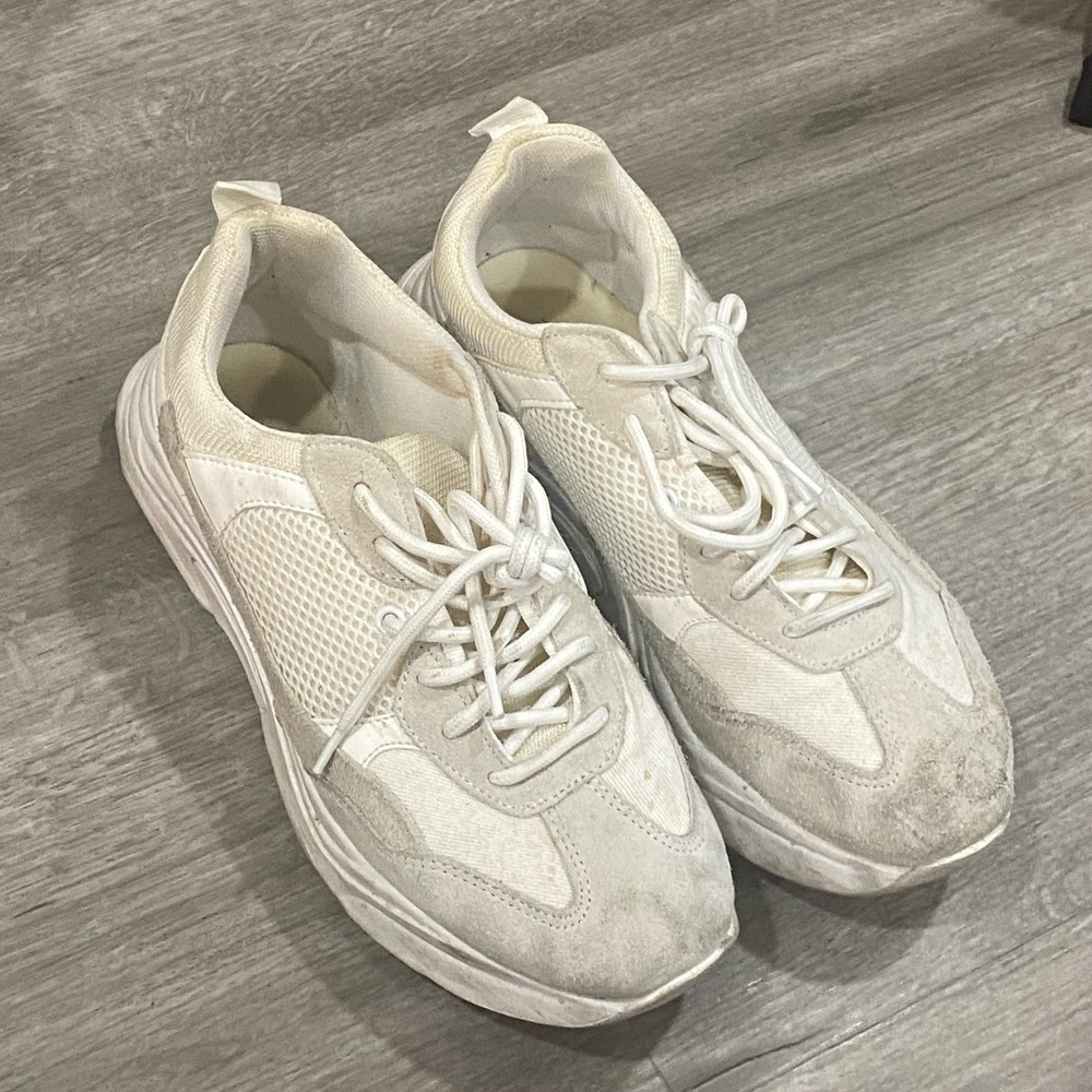 Chunky platform sneakers